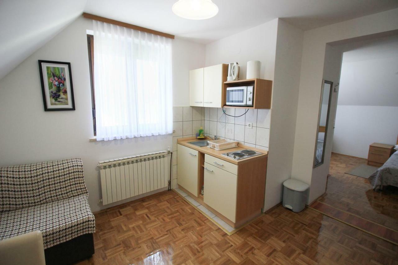 Отель House Milan Растовача Экстерьер фото